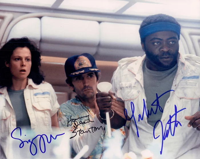 Alien autograph
