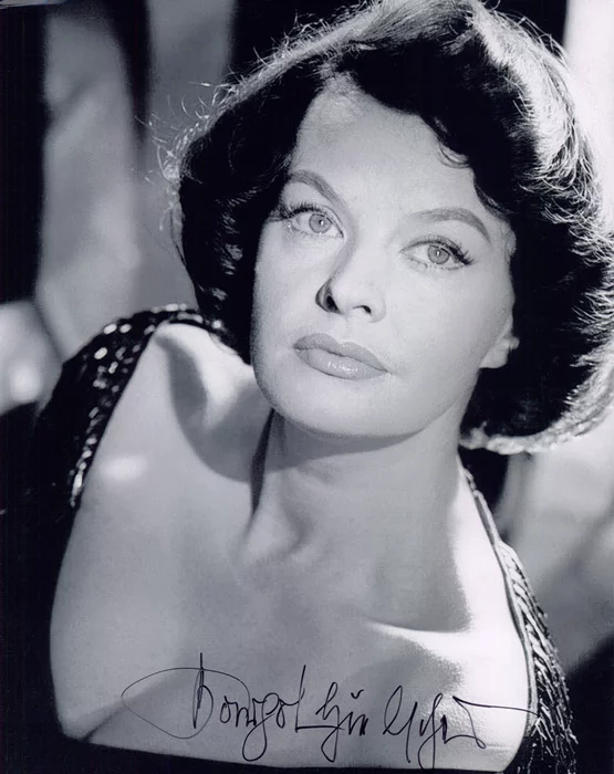Margot Hielscher autograph
