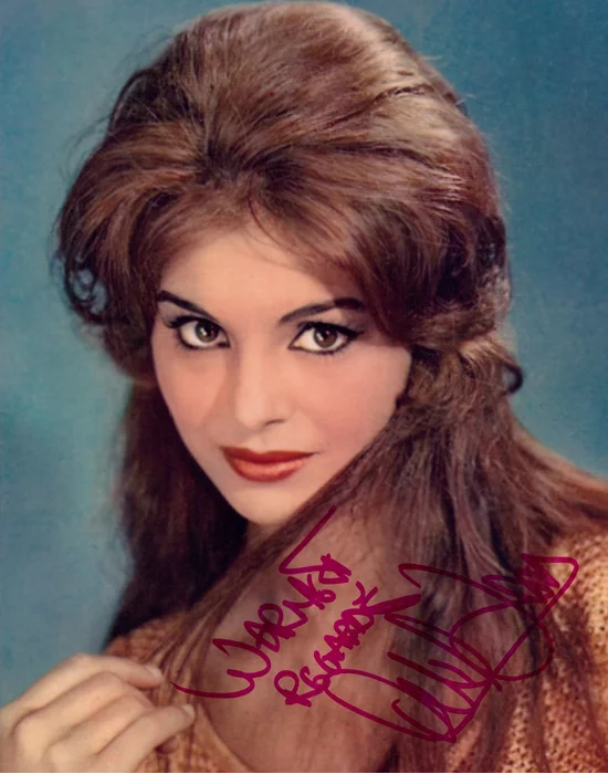 Daliah Lavi autograph