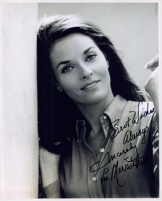 Lee Meriwether autograph