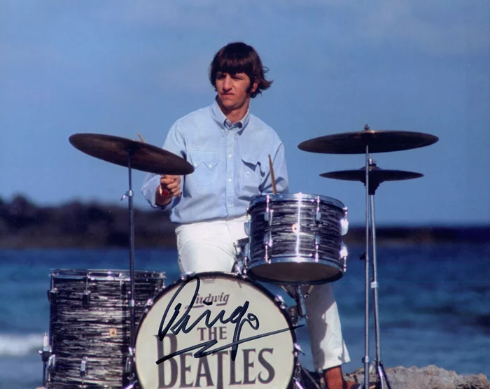 Ringo Starr autograph