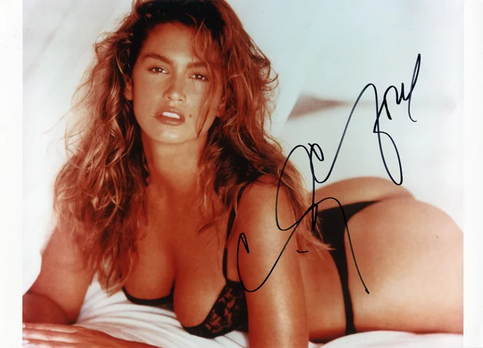 Cindy Crawford autograph