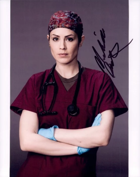 Michelle Borth autograph