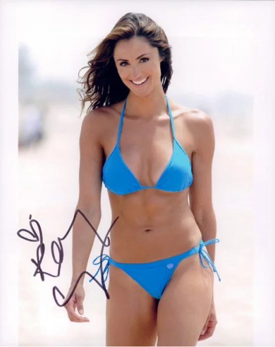 Katie Cleary autograph