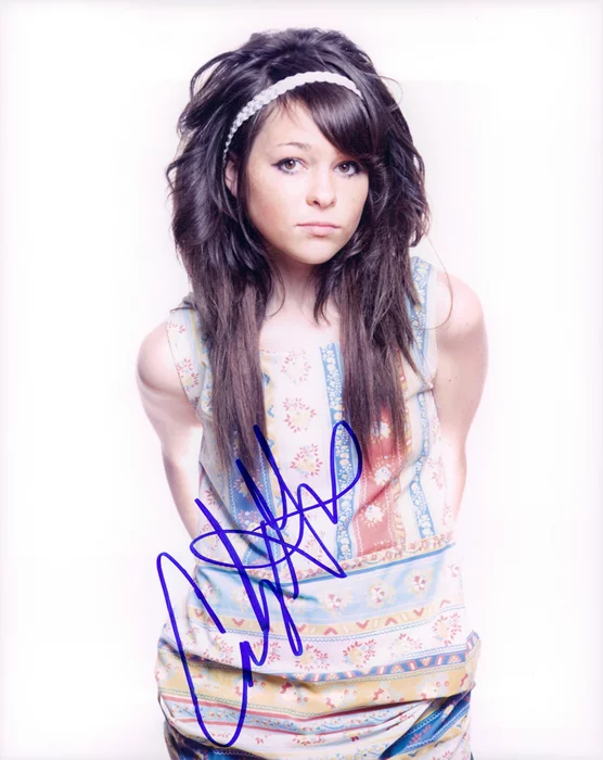 Cady Groves autograph