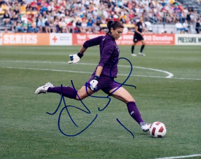 Hope Solo autograph