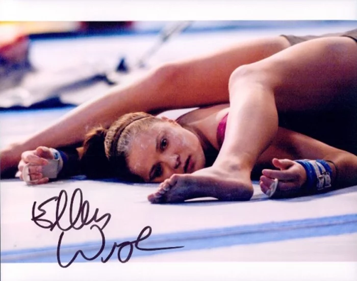 Ellen Wroe autograph