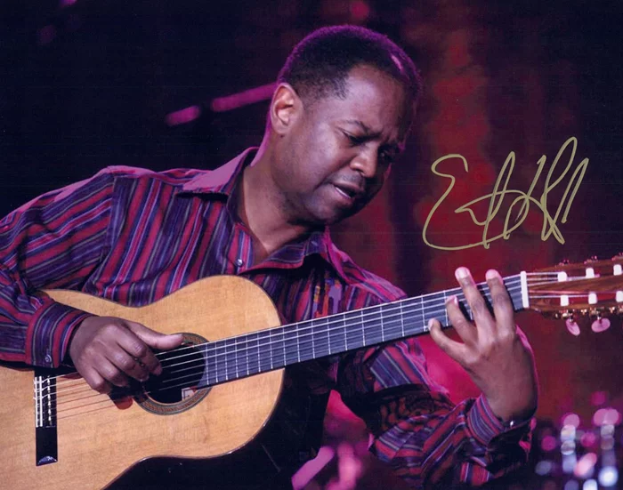 Earl Klugh autograph