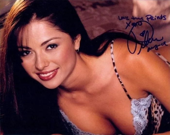 Pilar Lastra autograph