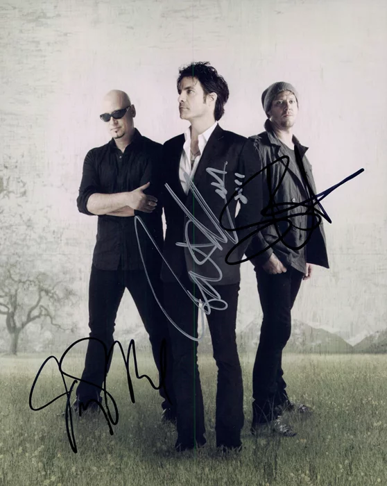 Train autograph