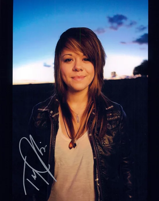 Taylor Jardine autograph