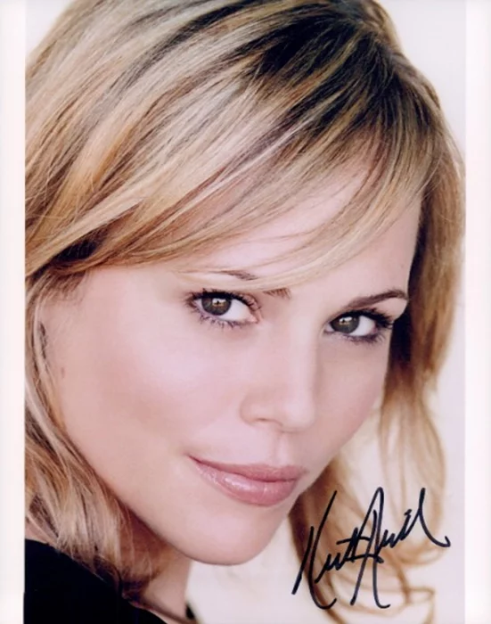 Kristin Richardson autograph