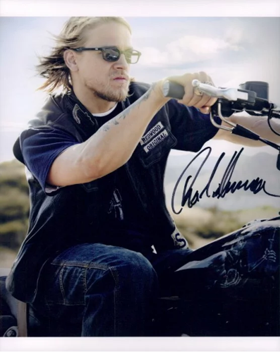 Charlie Hunnam autograph