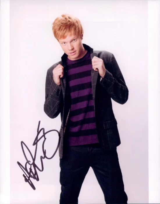 Adam Hicks autograph
