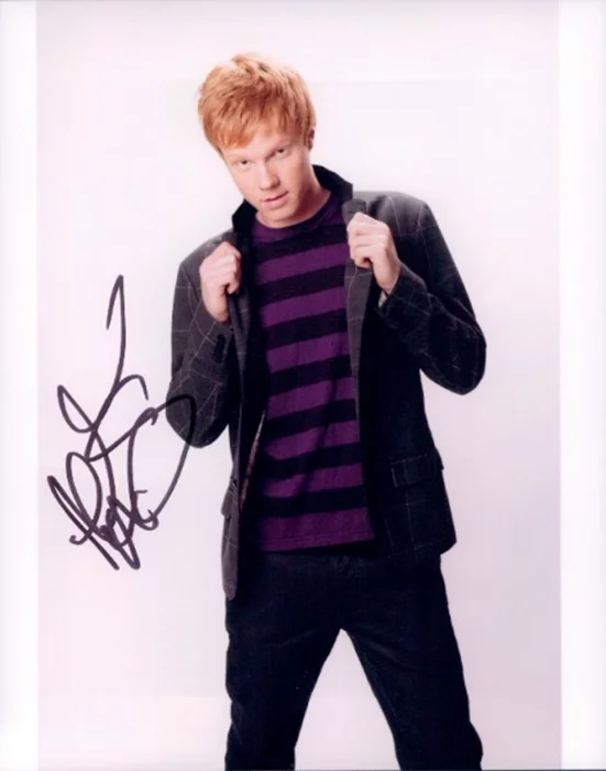 Adam Hicks autograph