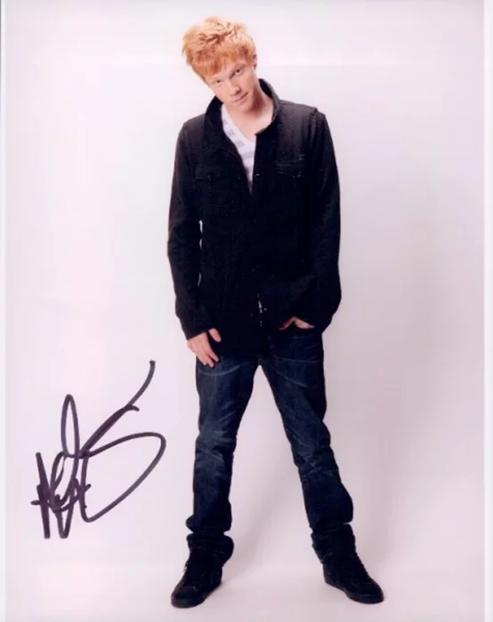 Adam Hicks autograph