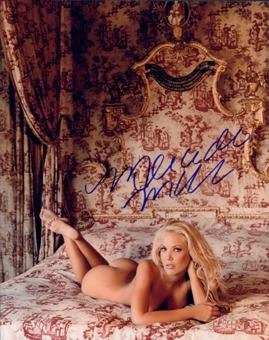 Mercedes McNab autograph