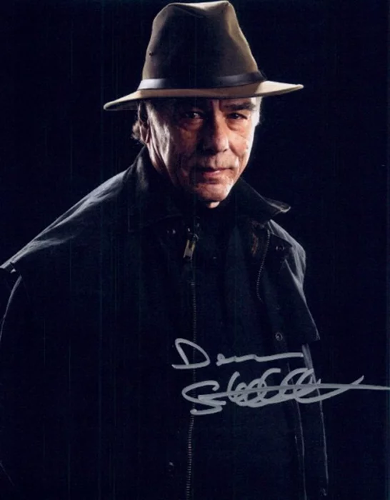 Dean Stockwell autograph