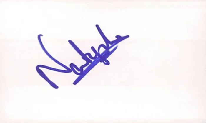 Natascha McElhone autograph