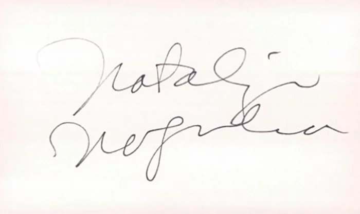 Natalia Nogulich autograph