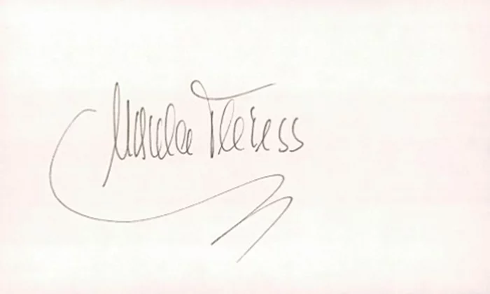 Ursula Thiess autograph