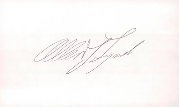 Allen Lynch autograph