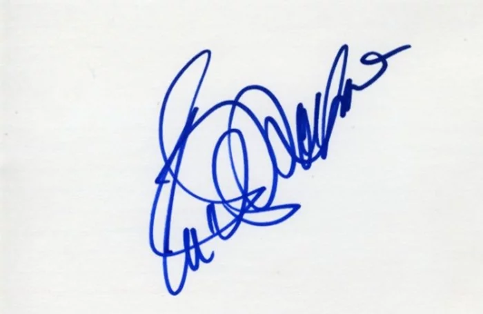 Shirley MacLaine autograph