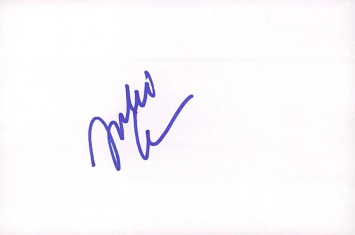 Julie Chen autograph