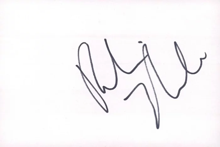 Robin Thicke autograph
