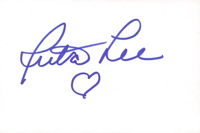Ruta Lee autograph