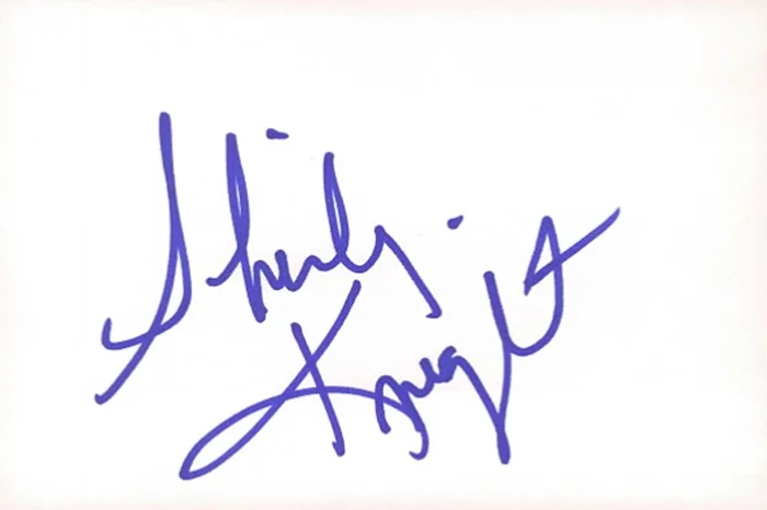 Shirley Knight autograph