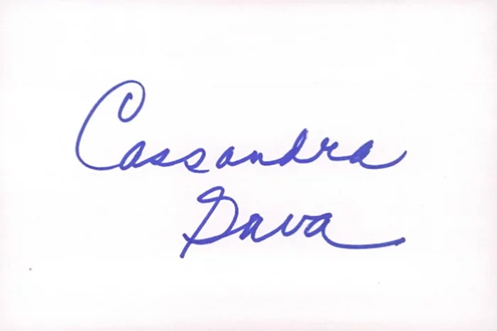 Cassandra Gava autograph