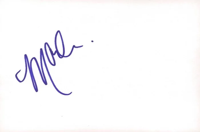 Marla Sokoloff autograph
