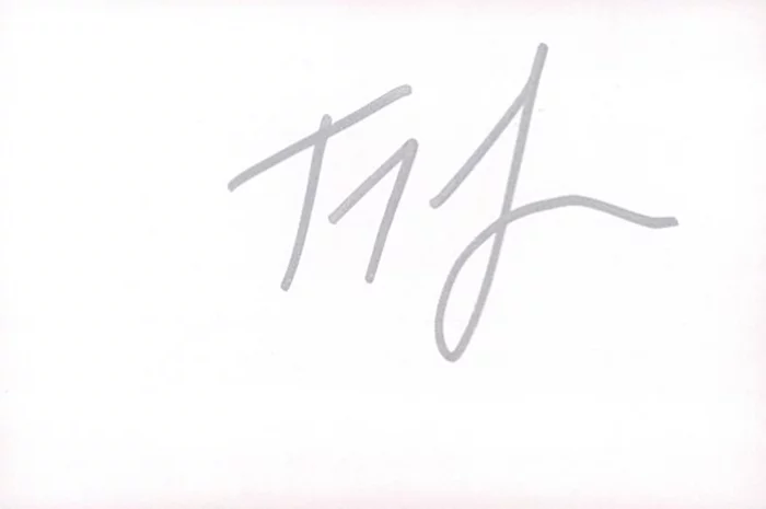 T.J. Thyne autograph
