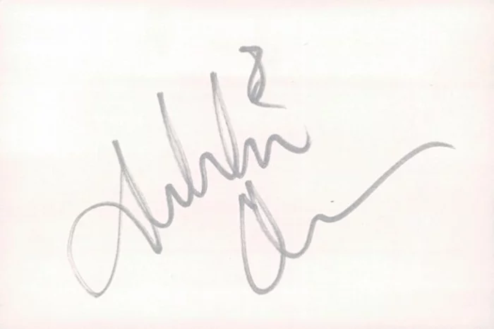 Debbie Allen autograph