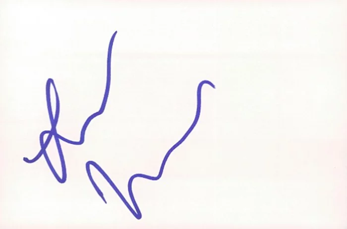 Lourdes Benedicto autograph