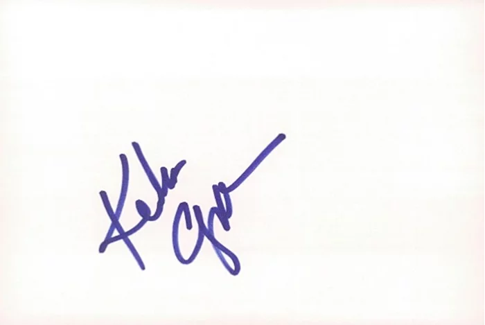 Keiko Agena autograph