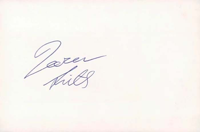 Taran Noah Smith autograph