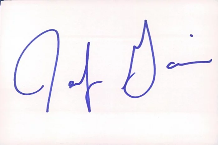 Jennifer Gareis autograph