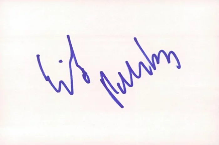 Erik Palladino autograph