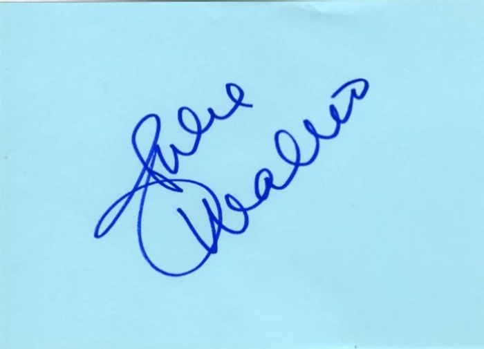 Julie Walters autograph