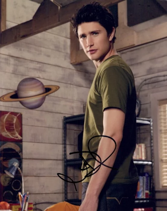 Matt Dallas autograph