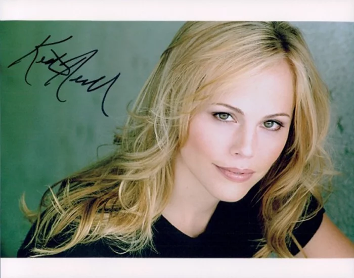 Kristin Richardson autograph
