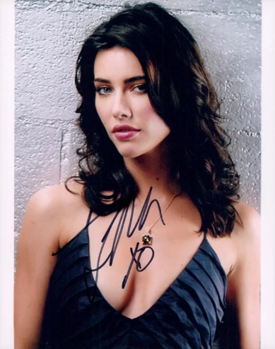 Jacqueline MacInnes Wood autograph