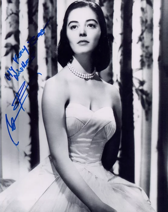 Marisa Pavan autograph
