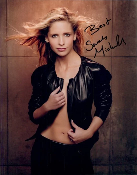 Sarah Michelle Gellar autograph