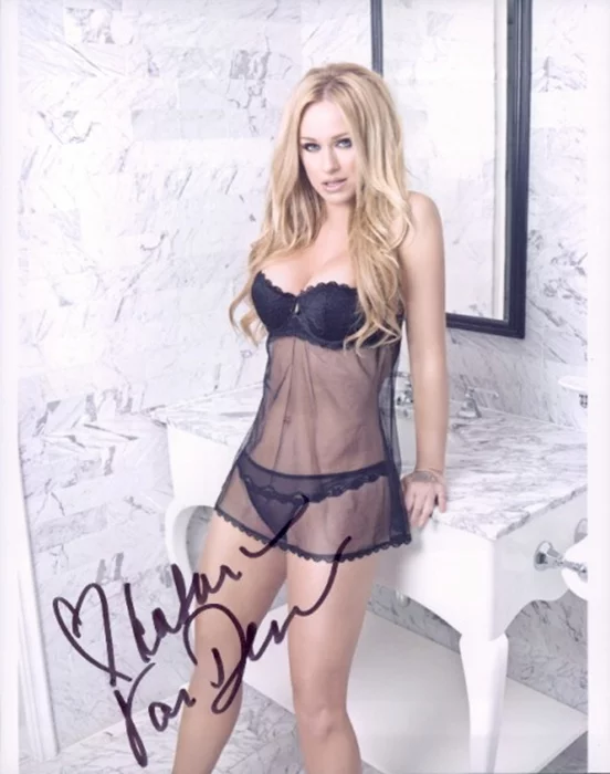 Katarina Van Derham autograph