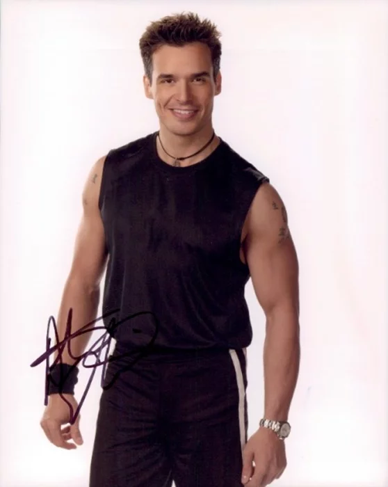 Antonio Sabato, Jr. autograph