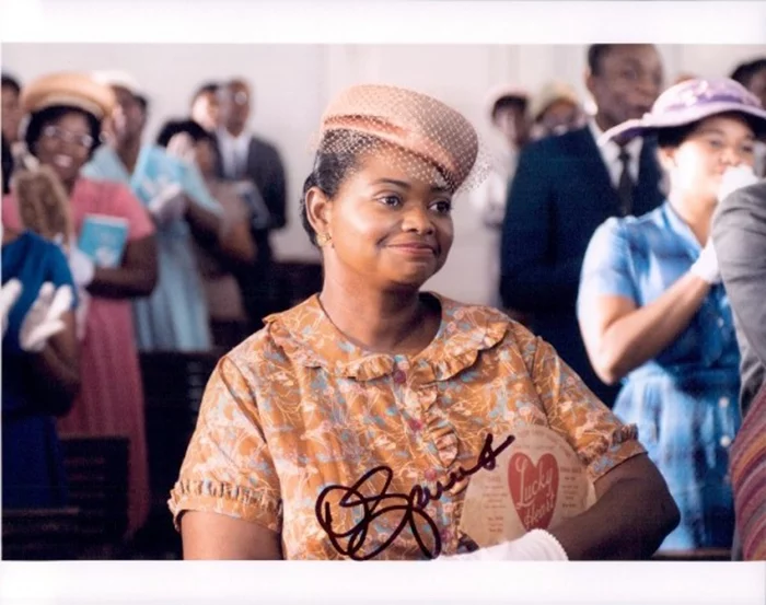 Octavia Spencer autograph