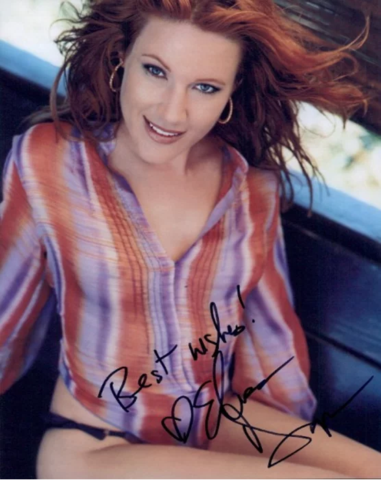 Elisa Donovan autograph